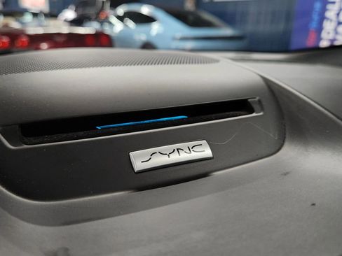 Used 2017 Ford Escape Titanium image 37