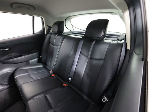 Used 2018 Nissan Leaf SL w/ SL Technology Package image 15