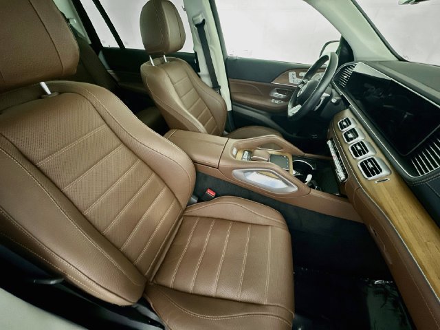 Certified 2024 Mercedes-Benz GLS 450 4MATIC image 30