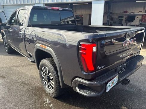 Used 2024 GMC Sierra 2500 Denali w/ Denali Reserve Package AWD/4WD image 5