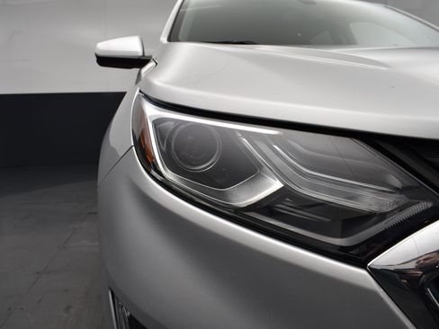 Used 2019 Chevrolet Equinox LT image 6