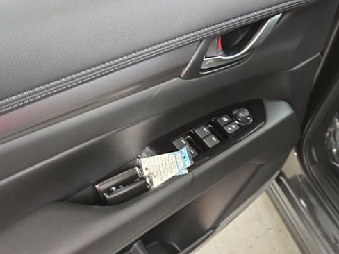 New 2025 MAZDA CX-5 AWD 2.5 S w/ Select Package image 13