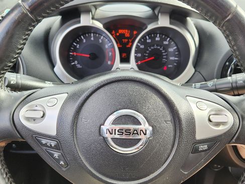 Used 2015 Nissan Juke SV w/ Technology Package image 18