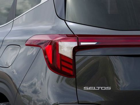New 2026 Kia Seltos EX AWD/4WD image 11