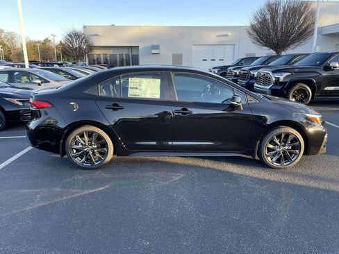 New 2026 Toyota Corolla SE image 13