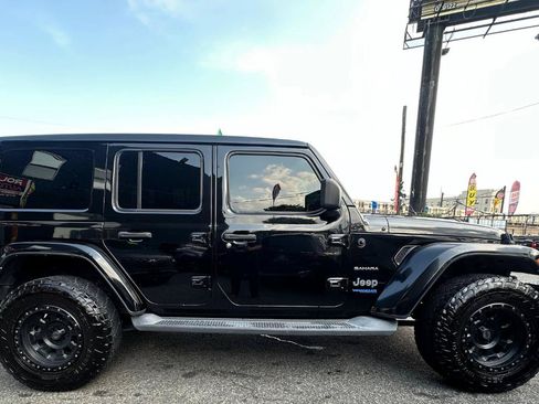 Used 2021 Jeep Wrangler Unlimited Sahara w/ Safety Group AWD/4WD image 3