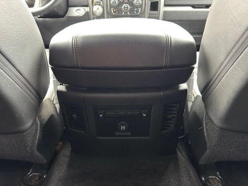 Used 2017 RAM 1500 Limited AWD/4WD image 9