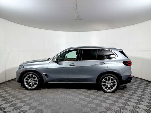 Used 2024 BMW X5 xDrive40i w/ Premium Package AWD/4WD image 4