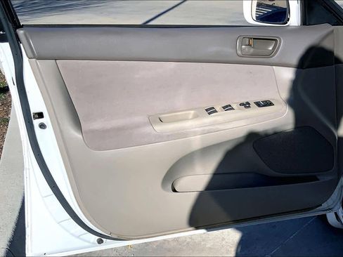 Used 2003 Toyota Camry LE image 20