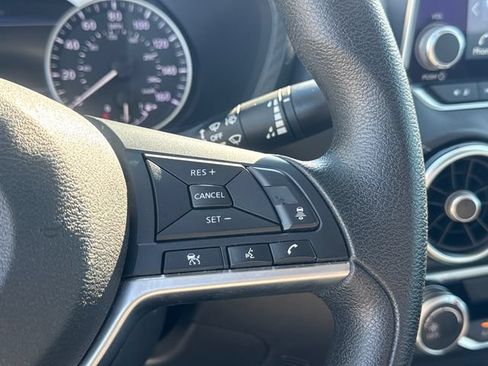 Used 2024 Nissan Sentra SV FWD image 26