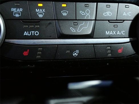 Certified 2022 Ford Escape SE w/ Cold Weather Package image 20