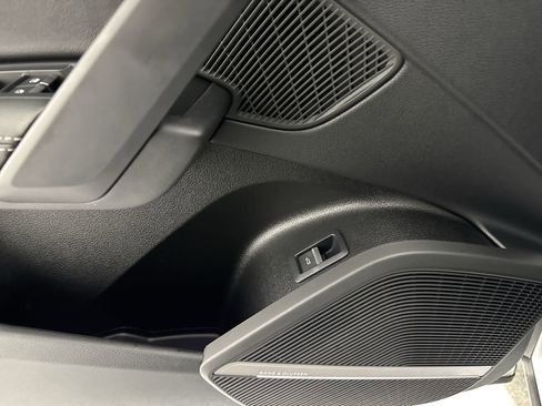 Used 2023 Audi Q5 2.0T Premium Plus w/ Premium Plus Package image 16