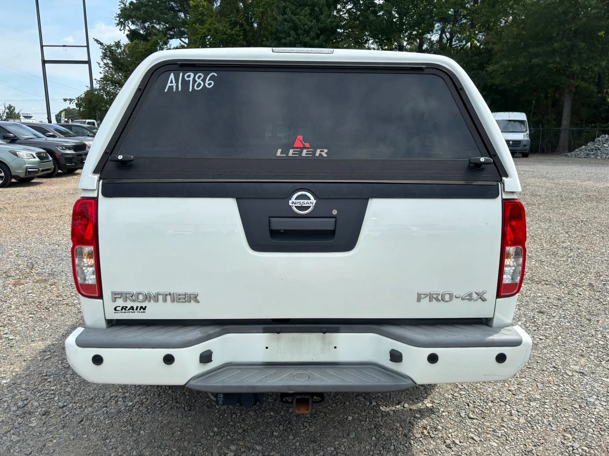 Used 2015 Nissan Frontier PRO-4X w/ Pro-4x Luxury Package AWD/4WD image 3