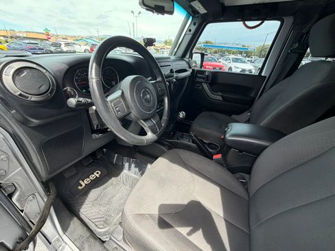 Used 2016 Jeep Wrangler Sport w/ Quick Order Package 23S AWD/4WD image 10