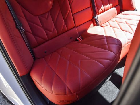 Used 2024 BMW XM w/ M Driver's Package image 70