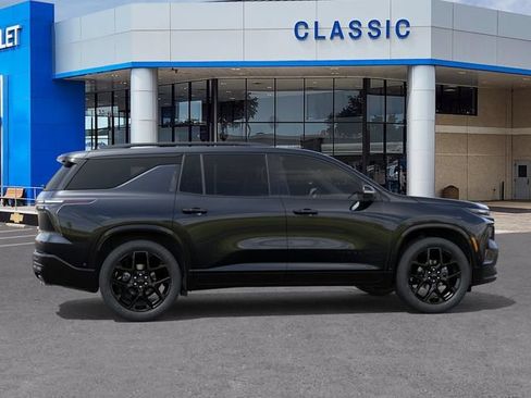 New 2026 Chevrolet Traverse RS w/ LPO, Floor Liner Package AWD/4WD image 5