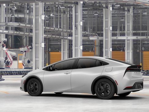 New 2026 Toyota Prius LE image 5