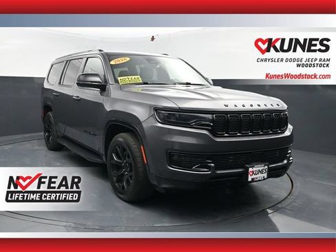 Used 2024 Jeep Wagoneer Series II AWD/4WD image 1