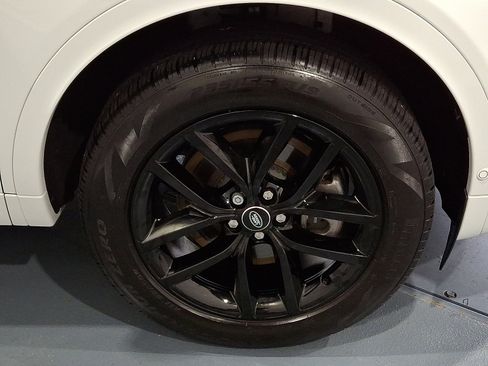 Certified 2025 Land Rover Discovery Sport S image 6