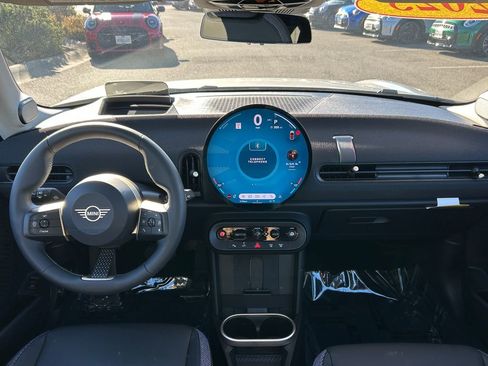 Used 2025 MINI Cooper S image 31