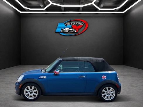 Used 2013 MINI Cooper S w/ Cold Weather Pkg FWD image 8