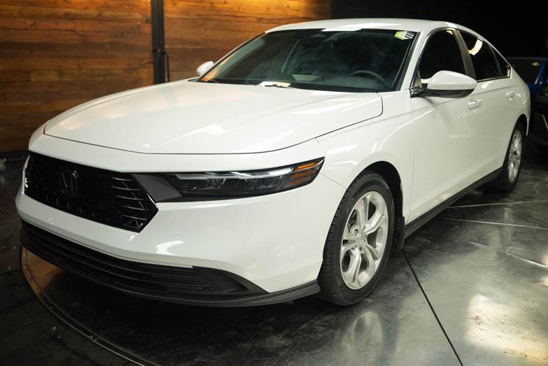 Used 2023 Honda Accord LX image 2