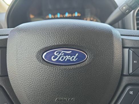 Used 2018 Ford F150 XLT w/ Equipment Group 302A Luxury AWD/4WD image 5