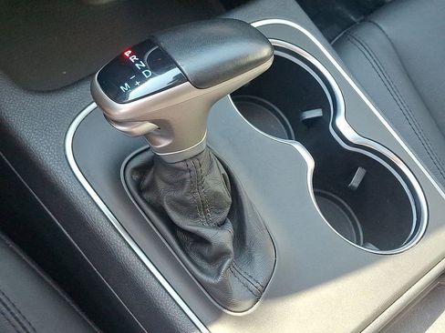 Used 2020 Dodge Durango SXT image 16