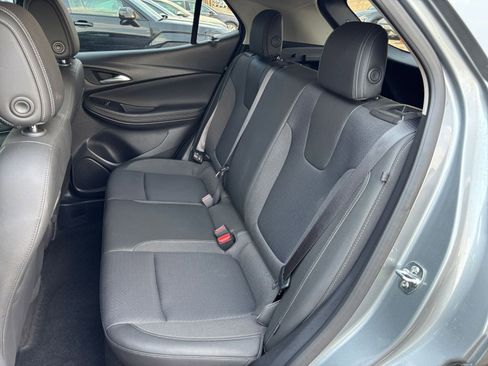 Used 2025 Buick Encore GX Preferred FWD image 37