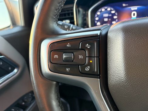 Used 2025 Chevrolet Silverado 1500 LT AWD/4WD image 16