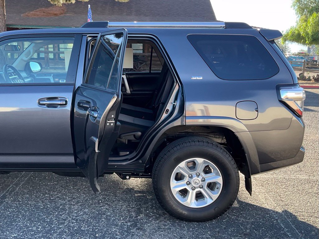 Used 2019 Toyota 4Runner SR5 RWD image 18