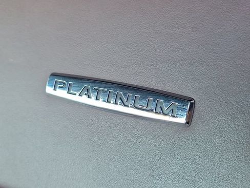Used 2016 Ford F150 Platinum w/ Equipment Group 701A Luxury AWD/4WD image 13