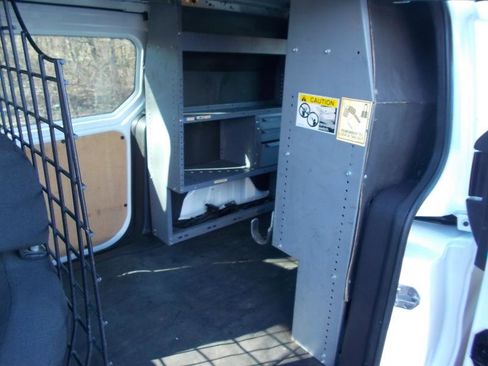 Used 2014 Ford Transit Connect XLT image 30