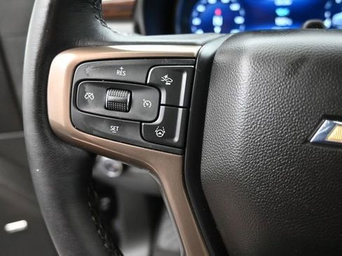 Used 2023 Chevrolet Tahoe High Country w/ Advanced Technology Package RWD image 3