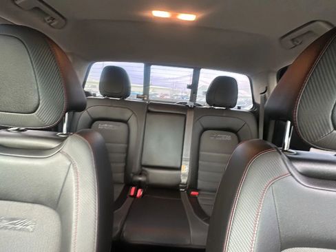 Used 2016 GMC Canyon SLE w/ All Terrain Adventure Package image 10