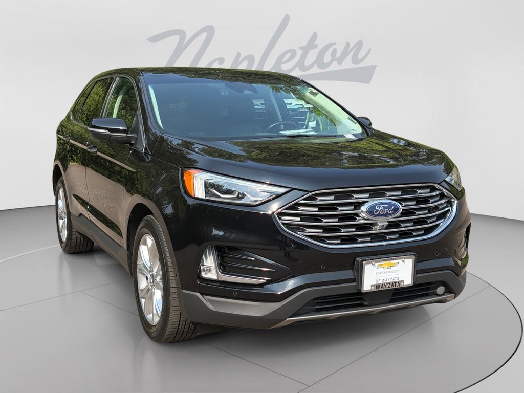 Used 2020 Ford Edge Titanium w/ Equipment Group 301A AWD/4WD image 8