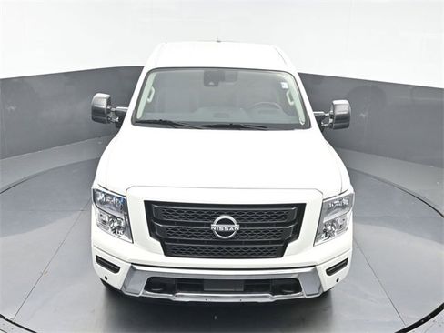 Used 2024 Nissan Titan SV w/ SV Utility Package image 25