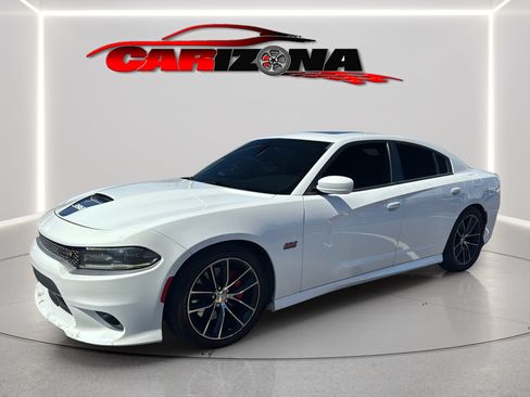 Used 2016 Dodge Charger R/T Scat Pack w/ Technology Group RWD image 11