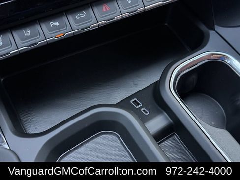 New 2026 GMC Sierra 2500 Denali Ultimate AWD/4WD image 17