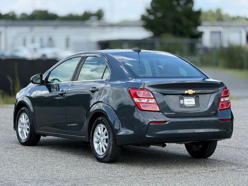 Used 2019 Chevrolet Sonic LT FWD image 10