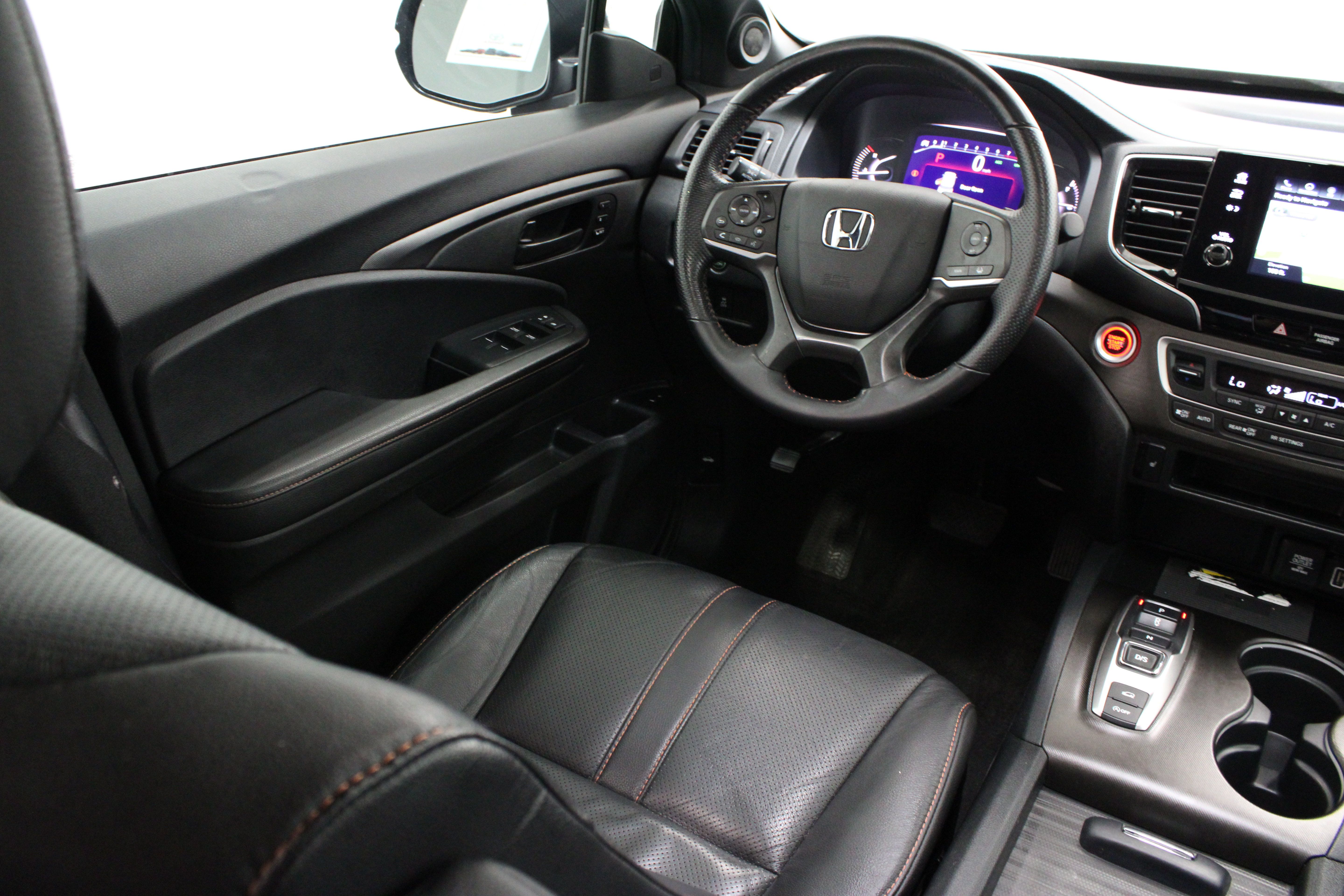 Used 2022 Honda Passport TrailSport image 32