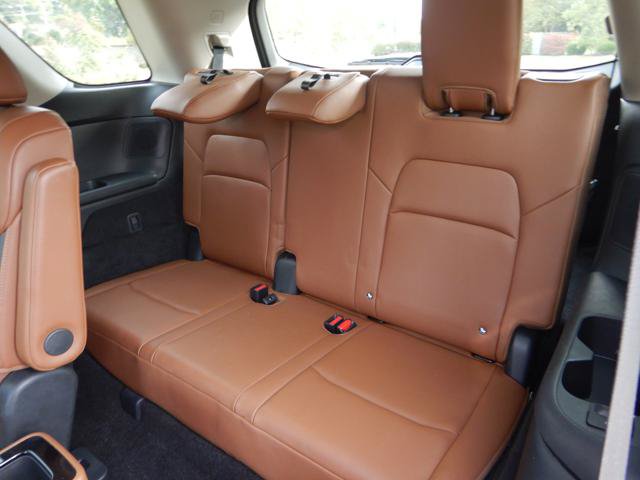 Used 2024 Nissan Pathfinder Platinum AWD/4WD image 14