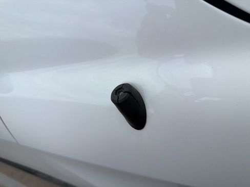 Used 2019 Toyota Tundra SR5 w/ SR5 Upgrade Package image 4