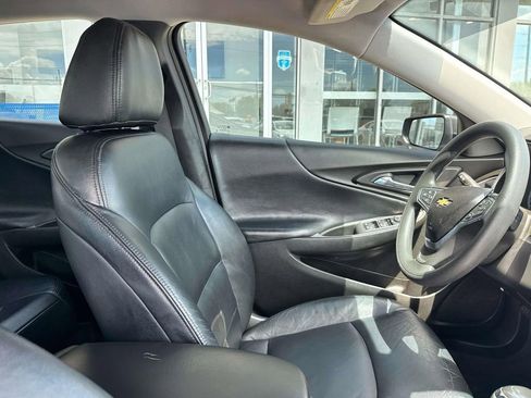 Used 2020 Chevrolet Malibu LS w/ LPO, Convenience Package 1 FWD image 11