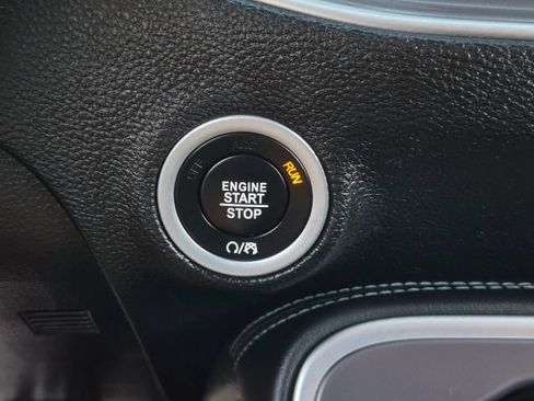 Used 2022 Dodge Challenger R/T Scat Pack RWD image 32