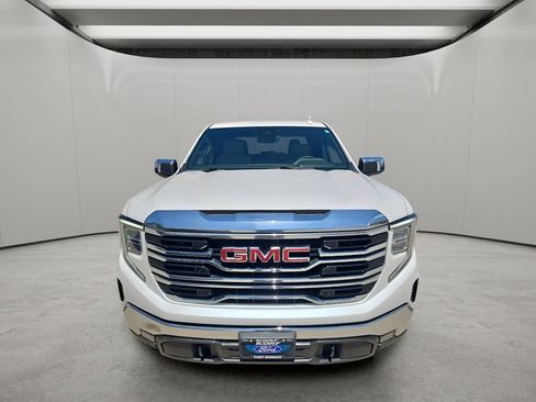 Used 2022 GMC Sierra 1500 SLT w/ SLT Convenience Package AWD/4WD image 8