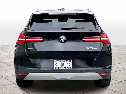 Used 2025 BMW X3 xDrive30i w/ Premium Package image 7