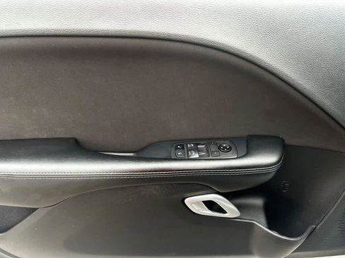 Used 2021 Dodge Challenger R/T RWD image 6
