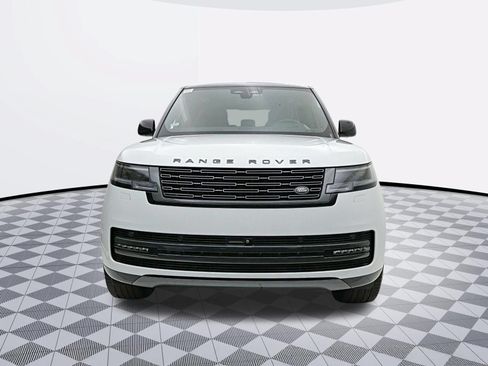 Used 2025 Land Rover Range Rover SE AWD/4WD image 18