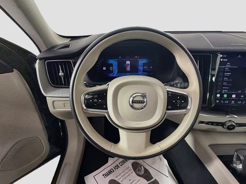 Certified 2024 Volvo XC60 B5 Plus AWD/4WD image 11